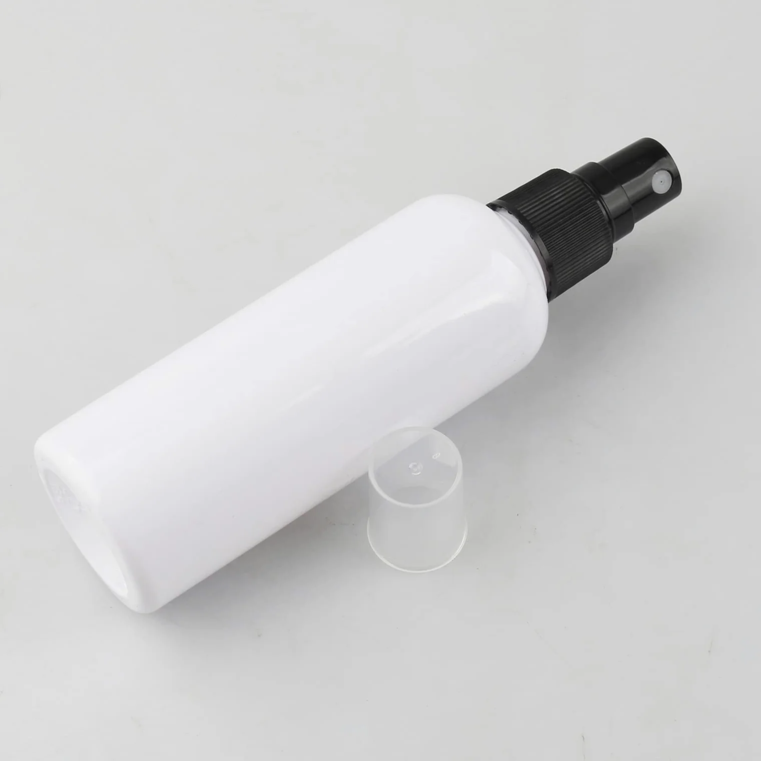 96 Pièces 100ml Vaporisateur Vide, Noir Petits Vaporisateur en Plastique, Flacon Spray Vide, Atomiseur Parfum, Bouteilles avec Pompe de Pulvérisation Noir de Voyage